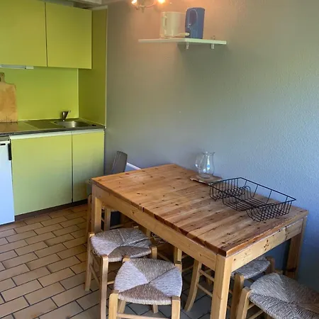 Apartment Village Chris *